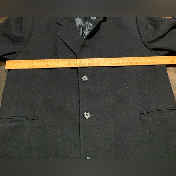 Men's Black Long Trench Coat sz R 46 100% Wool Shell and 100% Rayon lining - Picture 6 of 11